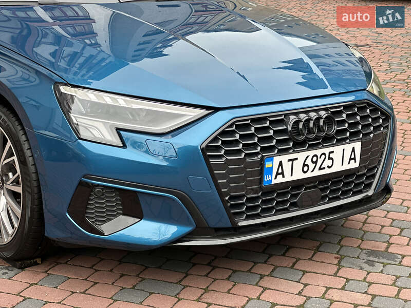 Хэтчбек Audi A3 2021 в Ивано-Франковске