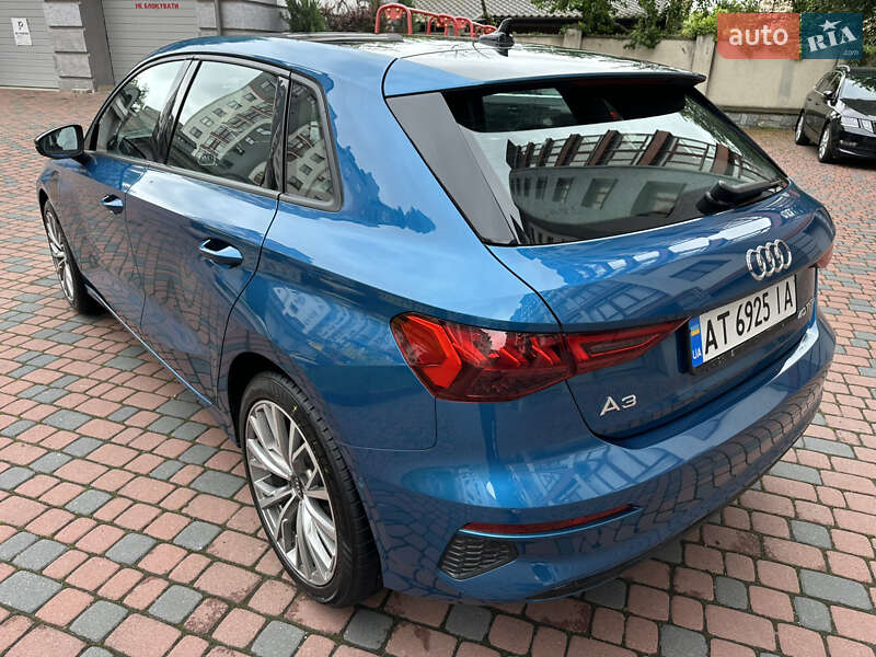 Хэтчбек Audi A3 2021 в Ивано-Франковске