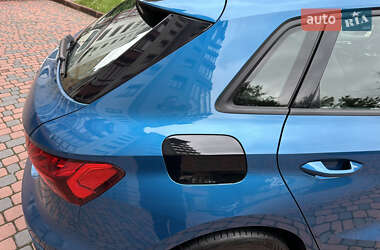 Хэтчбек Audi A3 2021 в 