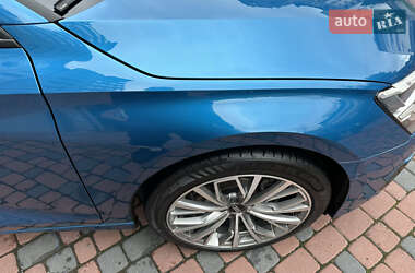Хэтчбек Audi A3 2021 в 