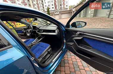 Хэтчбек Audi A3 2021 в 