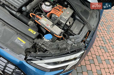 Хэтчбек Audi A3 2021 в 