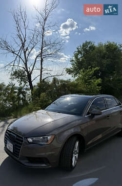 Седан Audi A3 2014 в 