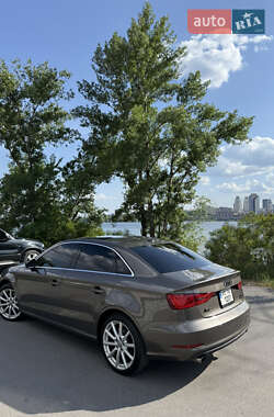 Седан Audi A3 2014 в 