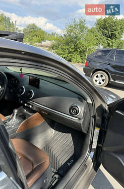 Седан Audi A3 2014 в 