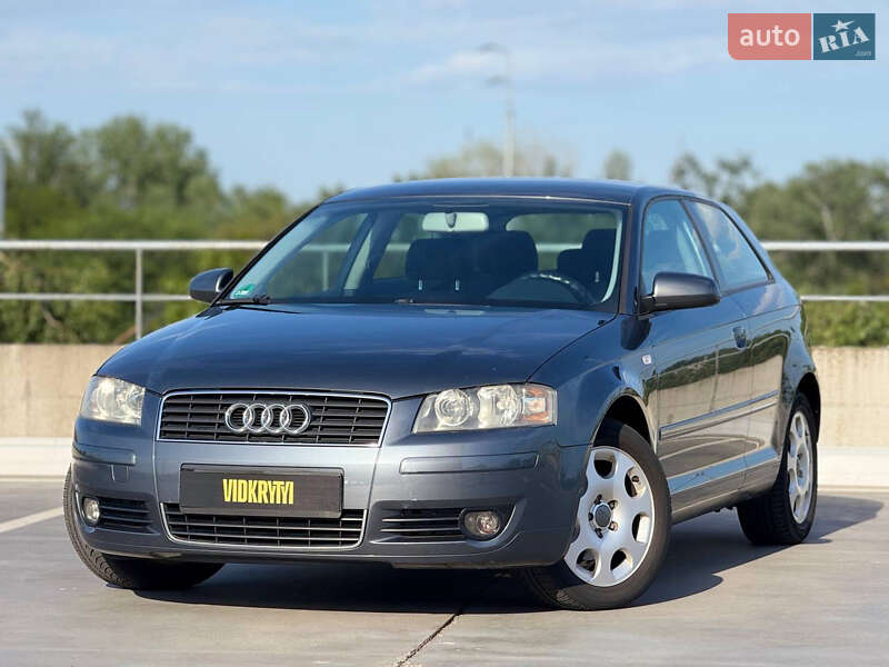 Хэтчбек Audi A3 2005 в 
