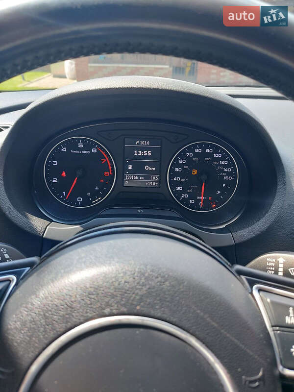 Седан Audi A3 2015 в Рівному