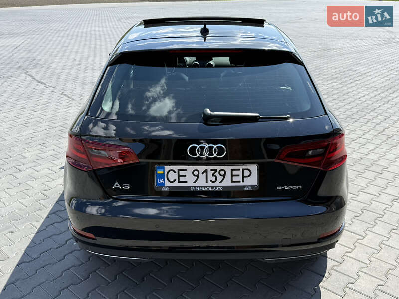 Хэтчбек Audi A3 2015 в Черновцах