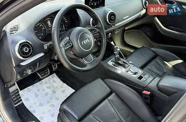 Хэтчбек Audi A3 2015 в 