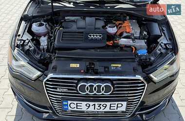 Хэтчбек Audi A3 2015 в 