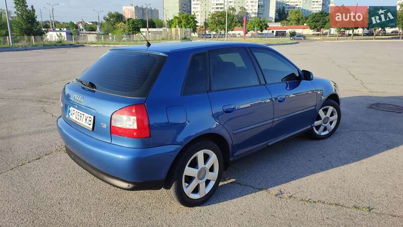 Хэтчбек Audi A3 2003 в Запорожье