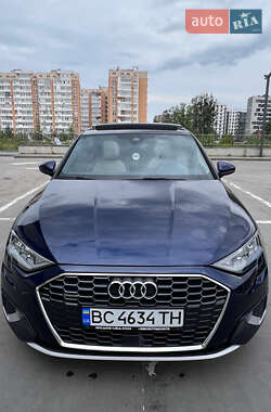 Седан Audi A3 2022 в 