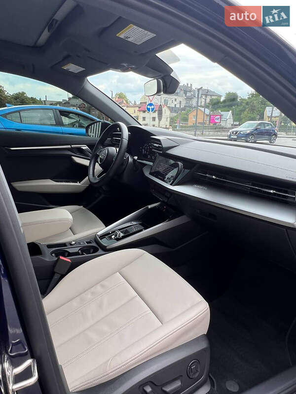 Седан Audi A3 2022 в Львове