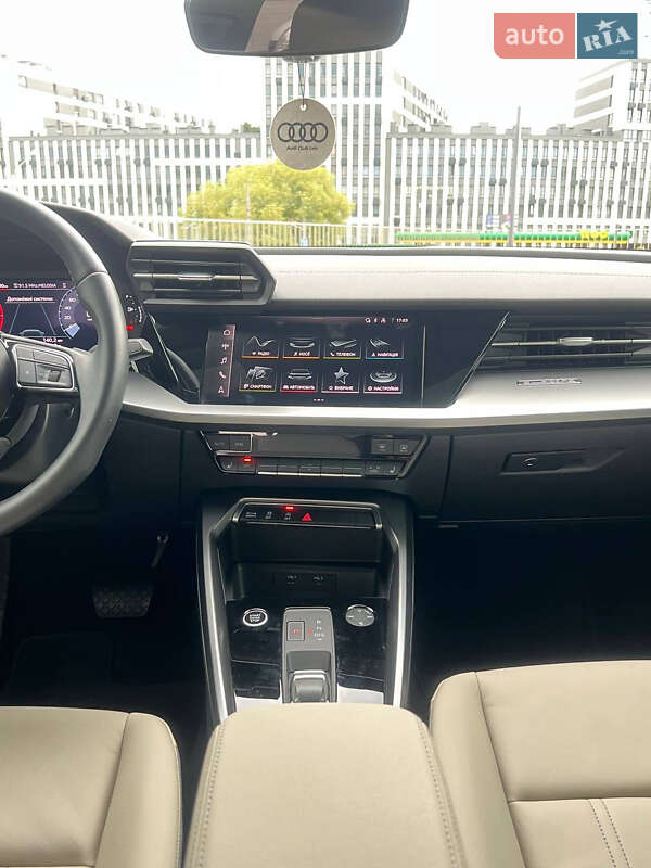 Седан Audi A3 2022 в Львове
