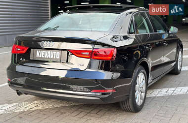 Седан Audi A3 2015 в 