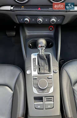 Седан Audi A3 2015 в 