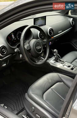 Седан Audi A3 2015 в 