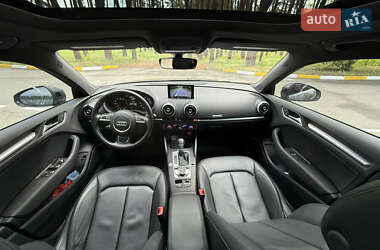 Седан Audi A3 2015 в 