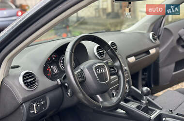 Хетчбек Audi A3 2009 в 
