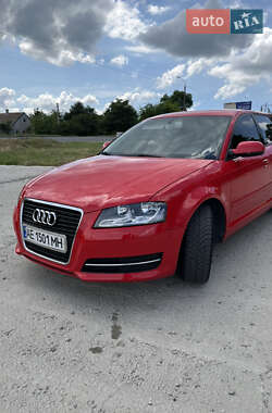 Хэтчбек Audi A3 2012 в 