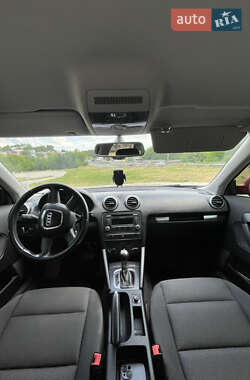 Хэтчбек Audi A3 2012 в 