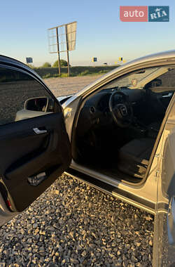 Хэтчбек Audi A3 2005 в 
