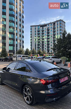 Седан Audi A3 2023 в 