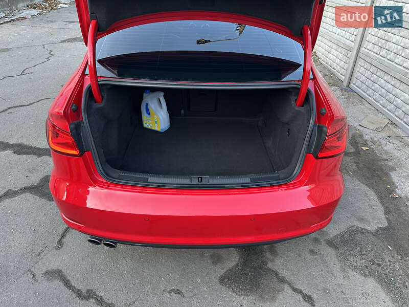 Седан Audi A3 2015 в Києві
