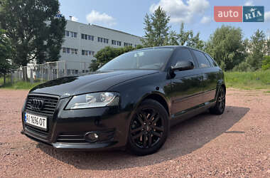 Хетчбек Audi A3 2011 в 