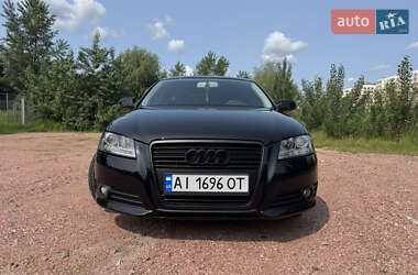 Хетчбек Audi A3 2011 в 