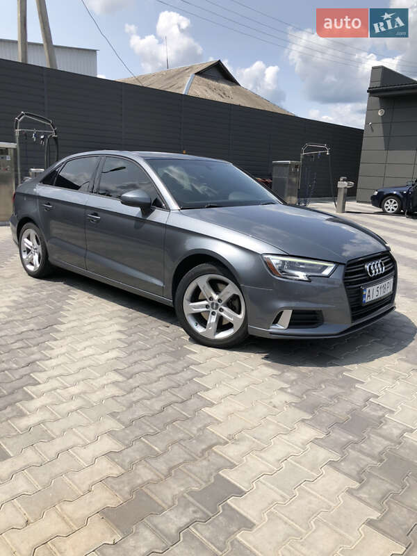 Седан Audi A3 2016 в Ракитном