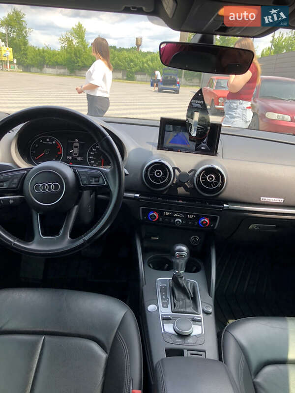Седан Audi A3 2016 в Ракитном