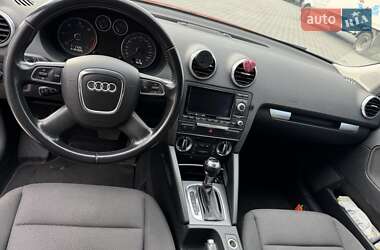 Хэтчбек Audi A3 2012 в 
