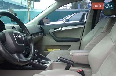 Хэтчбек Audi A3 2005 в 