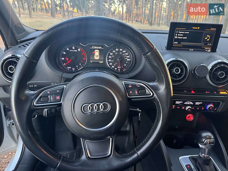 Седан Audi A3 2015 в Киеве