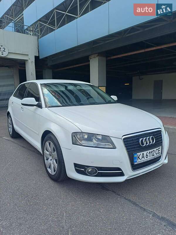 Хэтчбек Audi A3 2013 в Киеве