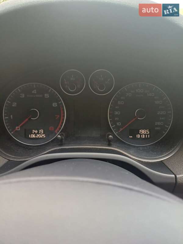Хэтчбек Audi A3 2013 в Киеве