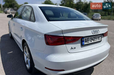 Седан Audi A3 2014 в 