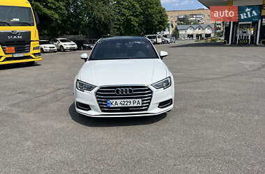 Седан Audi A3 2016 в 