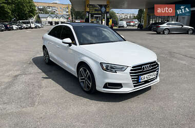 Седан Audi A3 2016 в 