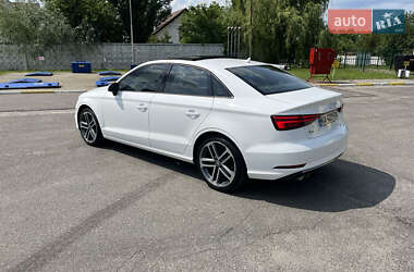 Седан Audi A3 2016 в 