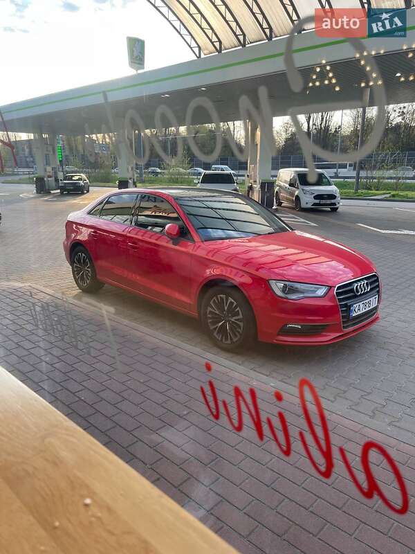 Седан Audi A3 2016 в Киеве