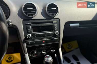 Хэтчбек Audi A3 2011 в 