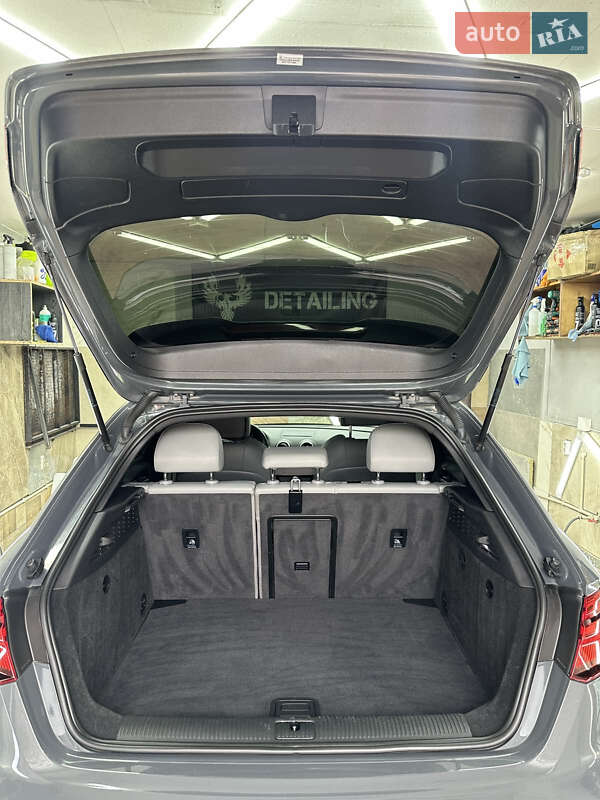 Хэтчбек Audi A3 2017 в Львове