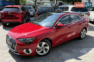 Седан Audi A3 2022 в 