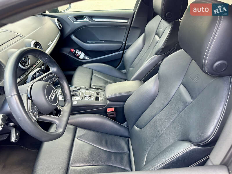 Седан Audi A3 2020 в Киеве