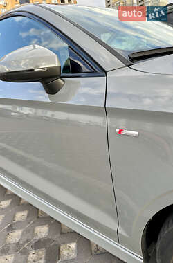 Седан Audi A3 2020 в 