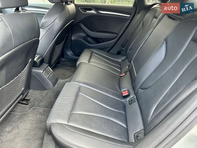 Седан Audi A3 2020 в Киеве