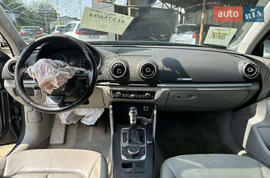 Седан Audi A3 2015 в 