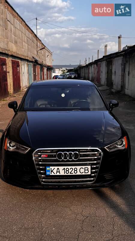 Седан Audi A3 2016 в 